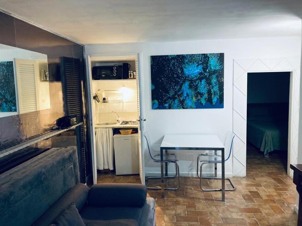 Residenza Le Rose * Napels